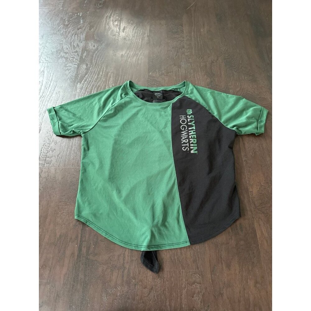 Wizarding World Harry Potter Slytherin Athletic Tie Back Shirt‎ Women's xLarge